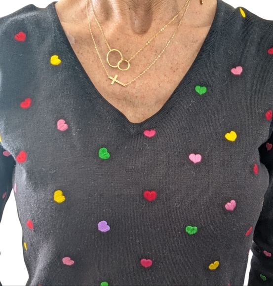 Etoile Women’s Shrunken Crew Neck Multicolor Embroidered Hearts - Picture 4 of 8